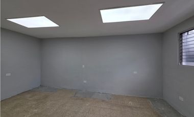 ALQUILER CASA COMERCIAL DÚPLEX EN SAN FRANCISCO (GS)