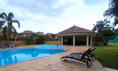 VENTA CASA EN EL DORAL COSTA SUR CP