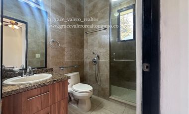PH Embassy Club casa venta/renta  4 recámaras con baño Clayton Panama