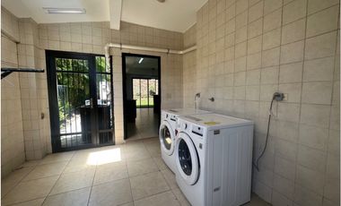 PH Embassy Club casa venta/renta  4 recámaras con baño Clayton Panama