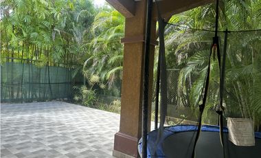 PH Embassy Club casa venta/renta 4 recámaras con baño Clayton Panama