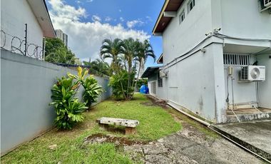 Se vende casa remodelada en El Carmen