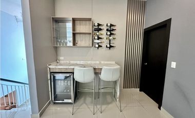 Se vende casa remodelada en El Carmen