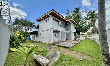 Se vende casa remodelada en El Carmen