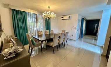 Se vende casa remodelada en El Carmen