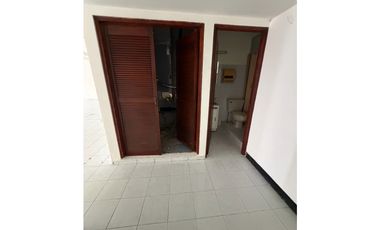 LOCAL COMERCIAL EN VA ESPAÑA – CALLE 51