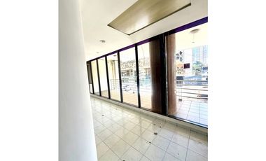 LOCAL COMERCIAL EN VA ESPAÑA – CALLE 51