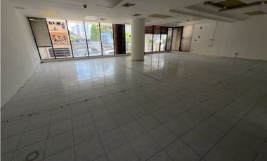 LOCAL COMERCIAL EN VA ESPAÑA – CALLE 51