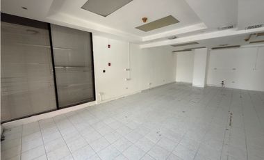 LOCAL COMERCIAL EN VA ESPAÑA – CALLE 51