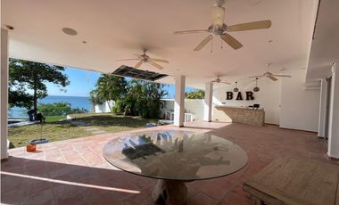 se Vende Casa en Costa Esmeralda