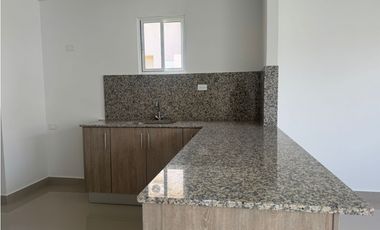 ALQUILO CASA DÙPLEX NUEVA – PH BAMBU GARDENS NUEVO ARRAIJAN
