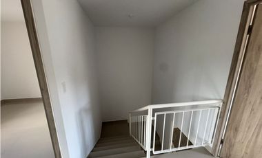 ALQUILO CASA DÙPLEX NUEVA – PH BAMBU GARDENS NUEVO ARRAIJAN