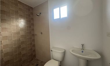 ALQUILO CASA DÙPLEX NUEVA – PH BAMBU GARDENS NUEVO ARRAIJAN