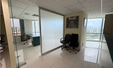 Oficina de 12 puestos de trabajo en alquiler en Financial Park