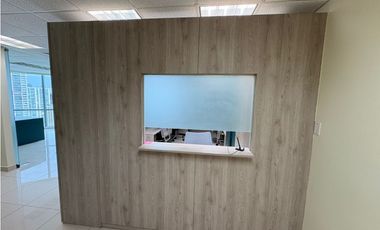 Oficina de 12 puestos de trabajo en alquiler en Financial Park