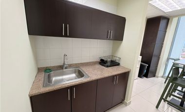 Oficina de 12 puestos de trabajo en alquiler en Financial Park