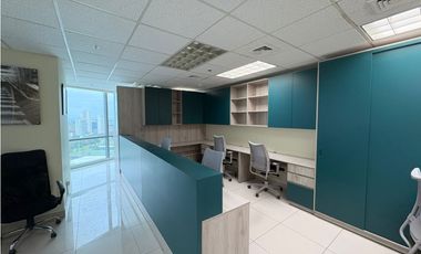 Oficina de 12 puestos de trabajo en alquiler en Financial Park