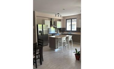 APARTAMENTO AMOBLADO ALQUILER PANAMA PACIFICO MG