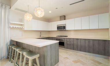¡Lujo Frente al Mar! Espectacular Apartamento en Buenaventura