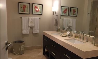 ¡Lujo Frente al Mar! Espectacular Apartamento en Buenaventura