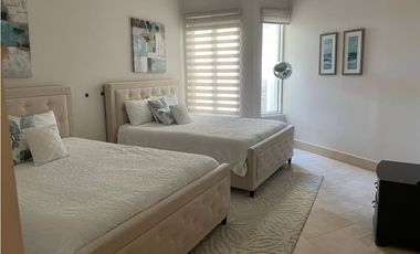 ¡Lujo Frente al Mar! Espectacular Apartamento en Buenaventura