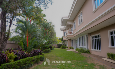 Casa de 4 recamaras de lujo en venta en Royal Pacific