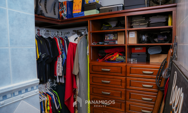 Casa de 4 recamaras de lujo en venta en Royal Pacific