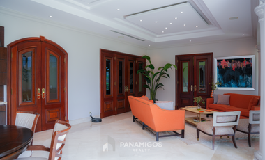 Casa de 4 recamaras de lujo en venta en Royal Pacific