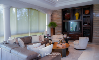 Casa de 4 recamaras de lujo en venta en Royal Pacific