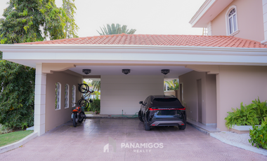 Casa de 4 recamaras de lujo en venta en Royal Pacific