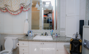 Casa de 4 recamaras de lujo en venta en Royal Pacific