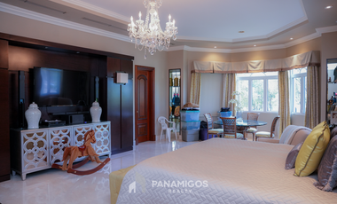 Casa de 4 recamaras de lujo en venta en Royal Pacific