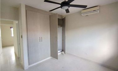 se vende hermosa casa en Versalles