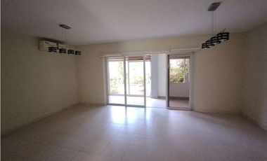 se vende hermosa casa en Versalles