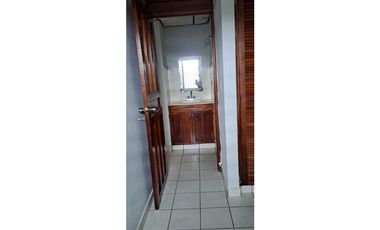 Se Vende Casa Amplia en La Floresta-Arraiján (LM)