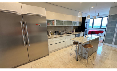 Apartamento frente al mar en Matisse Costa del Este, amoblado