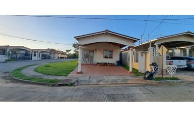 Alquiler de Casa Semi amoblada, Residencial Verde Real, La Chorrera