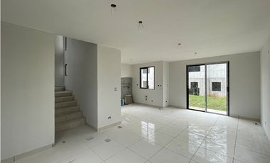 Se Vende Casa Dúplex en Costa Verde, Panamá Oeste