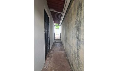 OFERTA - VENDO/ALQUILO CASA EN QUINTAS DEL PACFICO, LA CHORRERA
