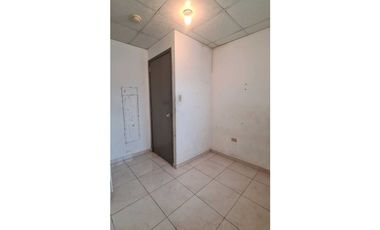 OFERTA - VENDO/ALQUILO CASA EN QUINTAS DEL PACFICO, LA CHORRERA