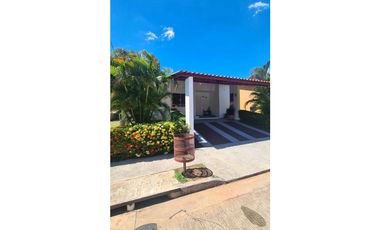 VENDO CASA EN ARBOLEDAS, PANAM OESTE