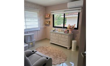 VENDO CASA EN COSTA VERDE - MO