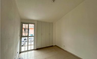 Casa de 72.97m2 en venta en Pedregal. 26-2091