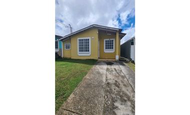 OFERTA - VENDO CASA EN MONTELIMAR,LA CHORRERA