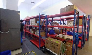 SE VENDE LOCAL EN ALBROOK, PASILLO DE LA CEBRA