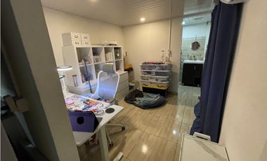 SE VENDE CASA EN LA BOCA
