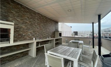 Venta de Apartamento con Línea Blanca en PH Aviñon, El Bosque