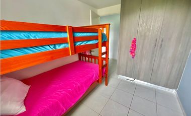 Venta de Apartamento con Línea Blanca en PH Aviñon, El Bosque