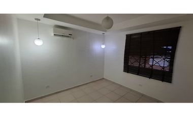 Alquiler de Casa en Residencial Verde Real, La Chorrera, Barrio Colón