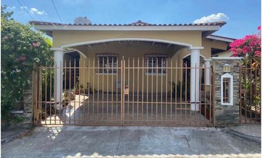 VENTA DE CASA EN VILLA ZAITA